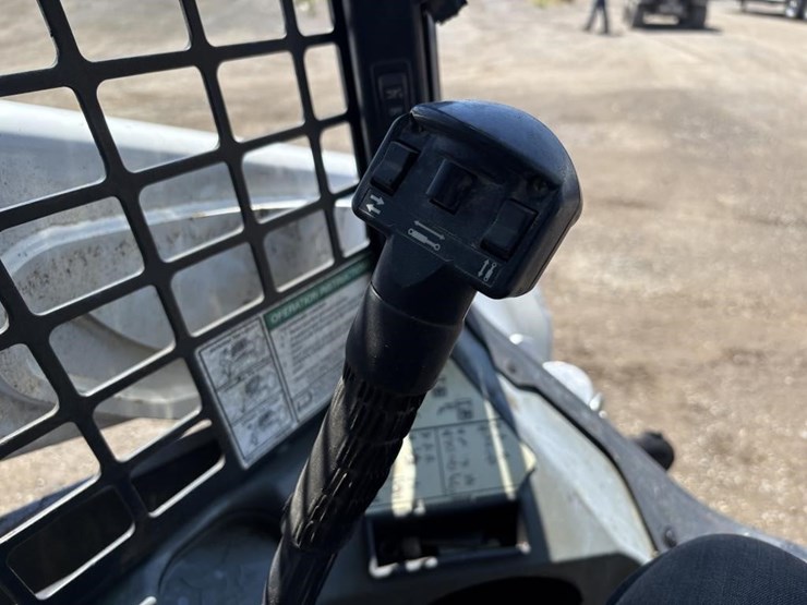 2019-bobcat-t595-image-20
