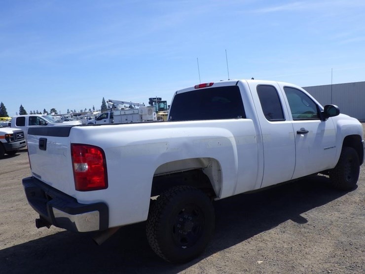 2008-chevrolet-2500hd-image-4