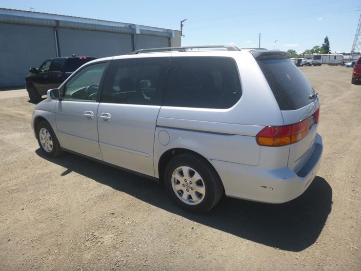 2002-honda-odyssey-image-4