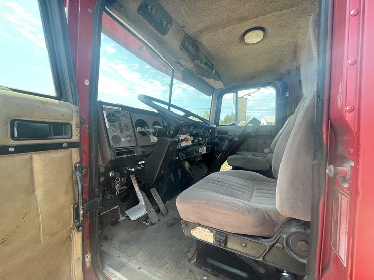 1990-caterpillar-3126-image-34