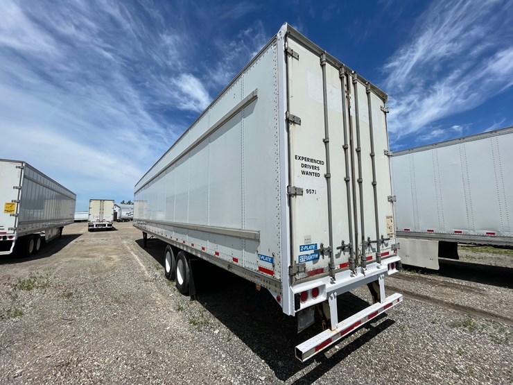 #418-•-2009-stoughton-semi-trailer-(has-wi-title)-(denmark,-wi)-image-8