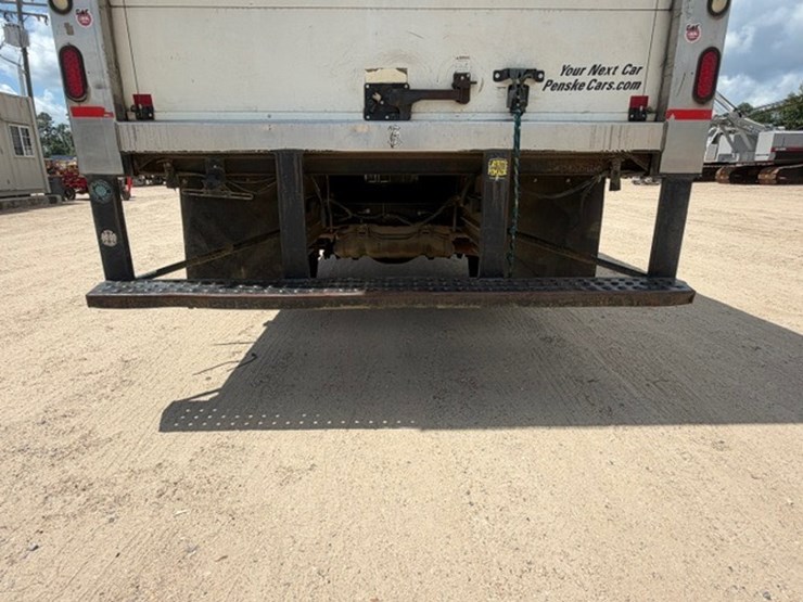 2013-ford-f550-image-9
