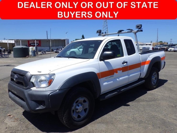 2014-toyota-tacoma-image-1