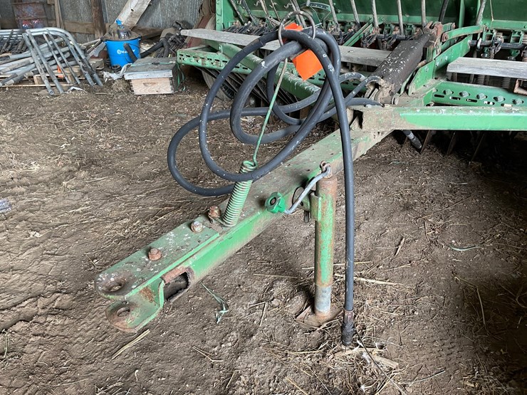 john-deere-8300-image-20