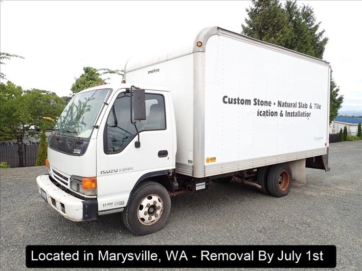 1998-isuzu-npr-image-1