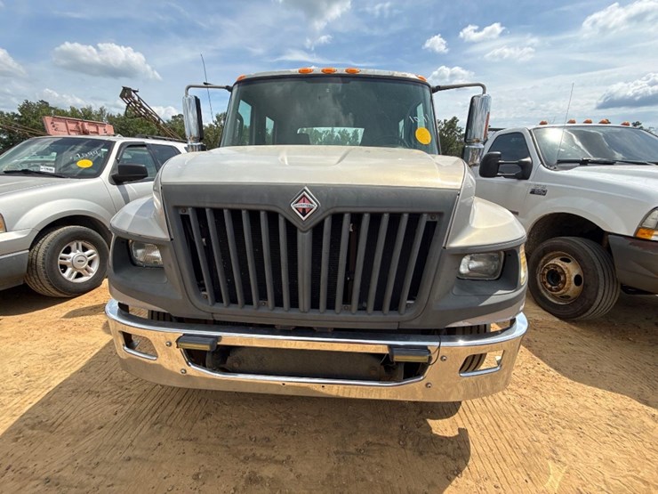 2012-international-durastar-4300-image-6