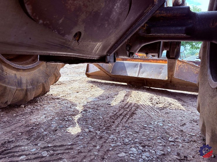 1993-deere-548e-image-66