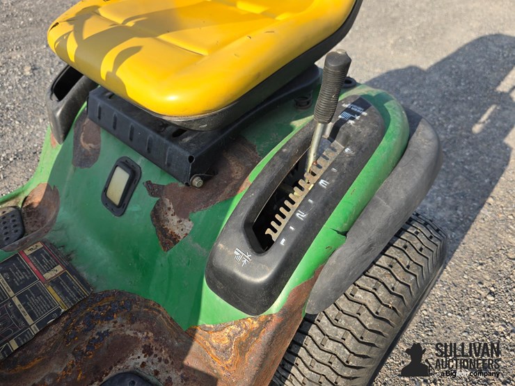 john-deere-la135-image-17