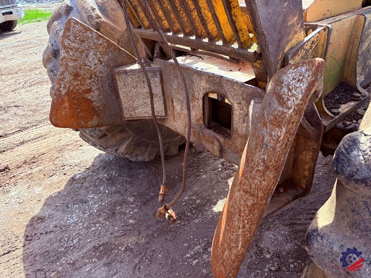 1993-deere-548e-image-51