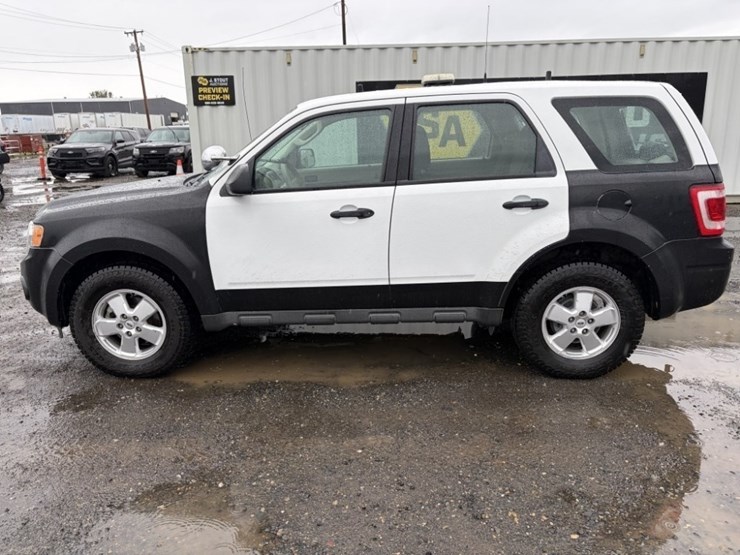 2012-ford-escape-xls-image-7