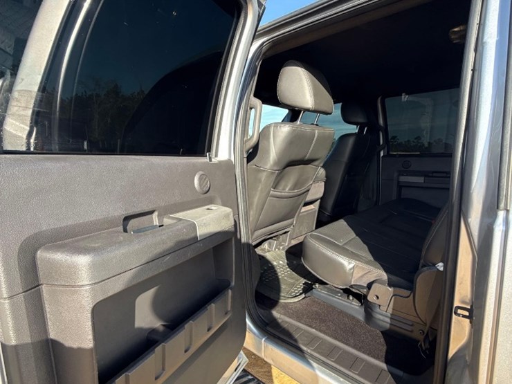 2011-ford-f250-image-11