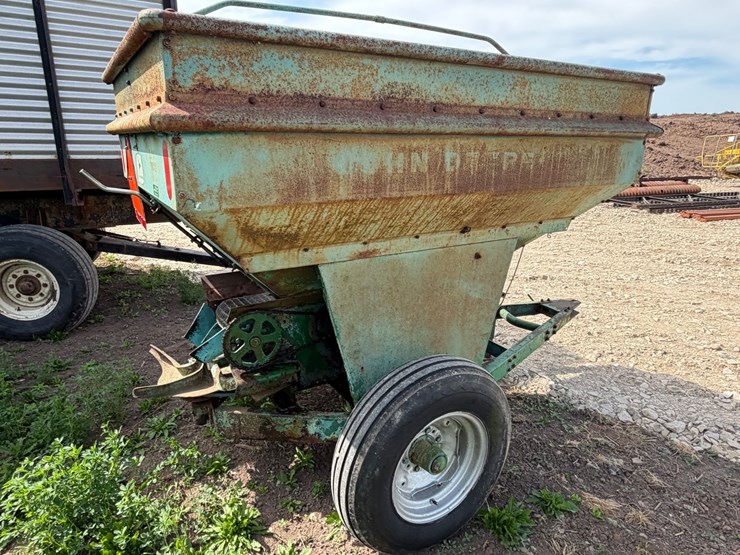 john-deere-301-image-3