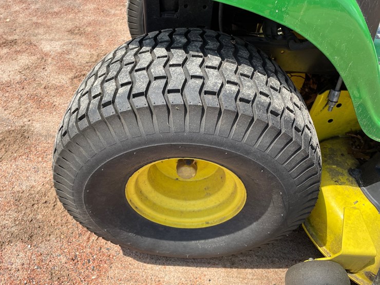 john-deere-e140-image-27