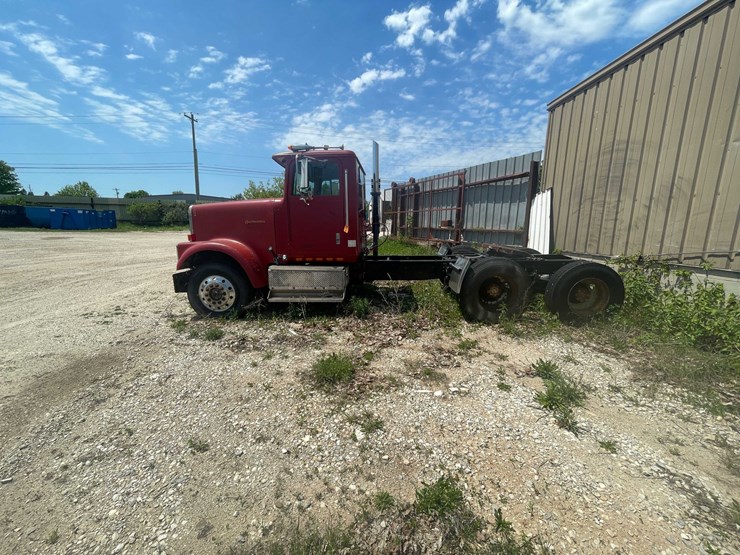 1990-caterpillar-3126-image-8