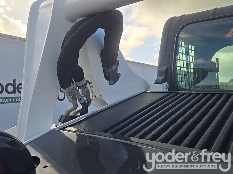 2018-bobcat-s590-image-24