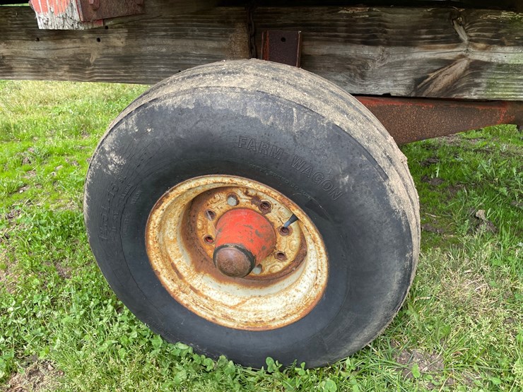 #220-•-h+s-super-7+4-chopper-box-(ringle,-wi)-image-21