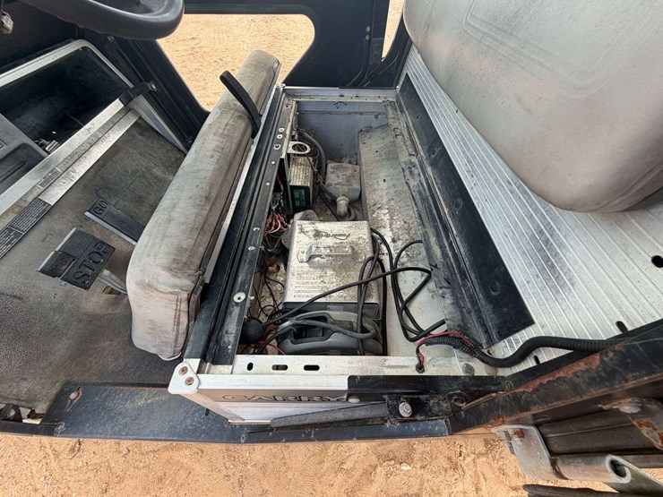 2005-club-car-carry-all-zmt-utility-cart-image-20