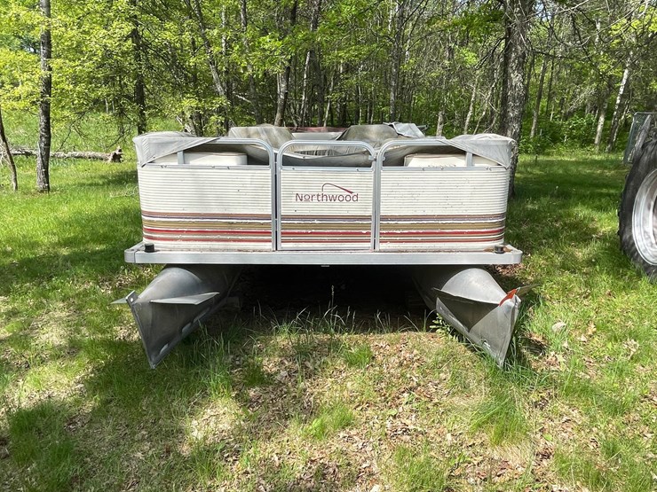#502-•-northwood-pontoon-with-motor-(no-title)-(spring-brook,-wi)-image-2