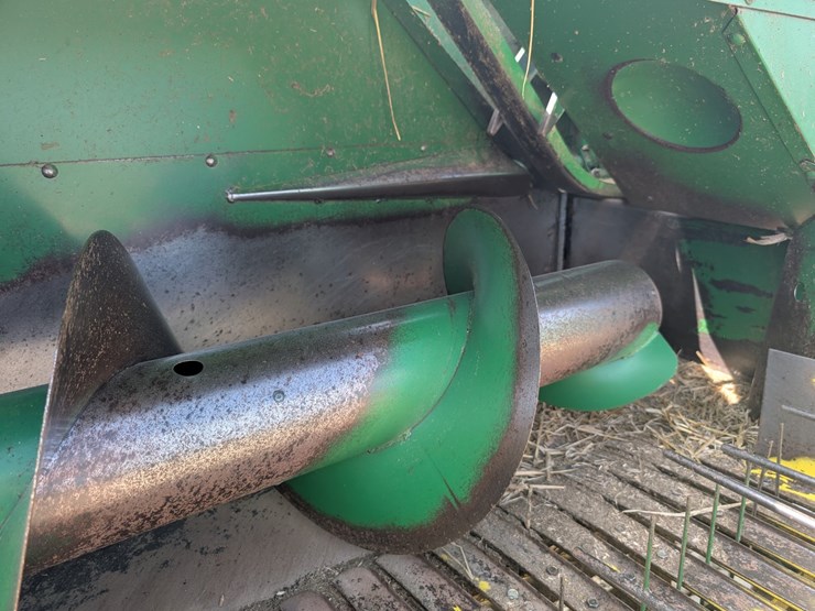 john-deere-327-image-14