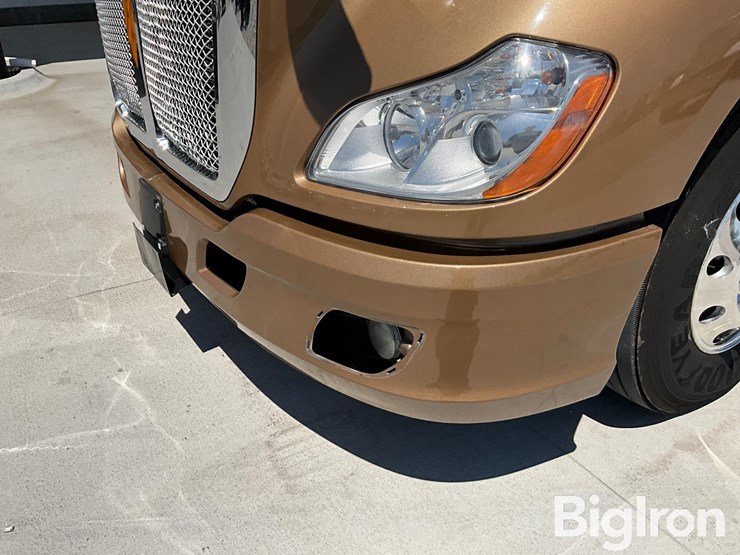 2022-kenworth-t680-image-14