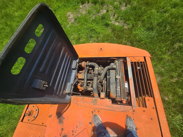 hitachi-ex160-lc-image-25