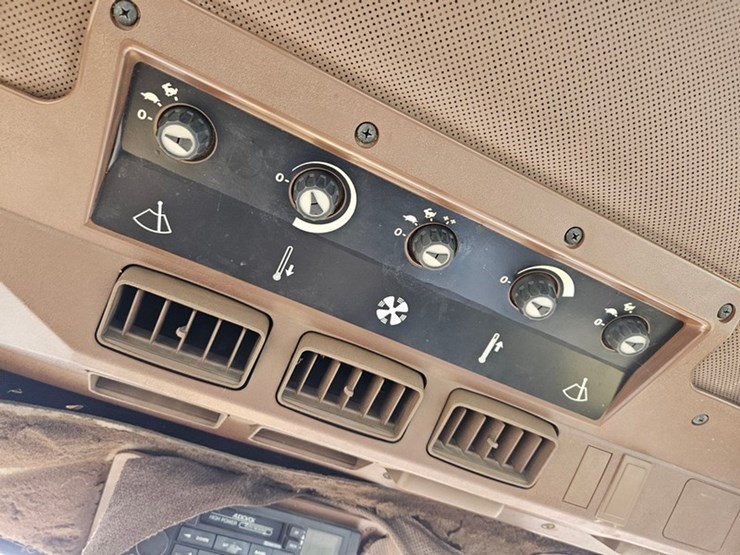 john-deere-2755-image-43