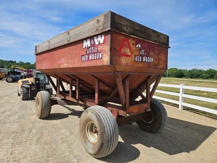 m&w-little-red-wagon-image-3