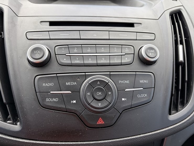 2017-ford-escape-image-29