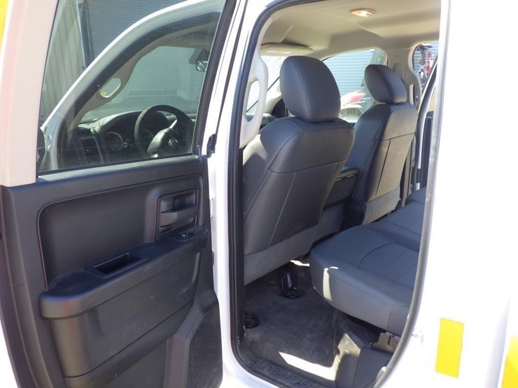 2016-dodge-1500-image-8