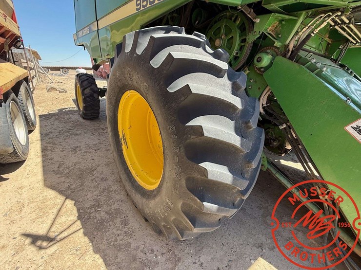 1992-john-deere-9500-image-19