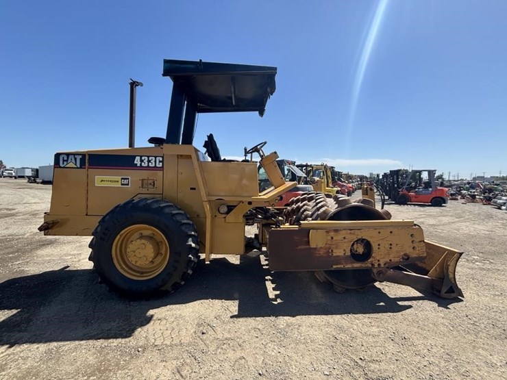 1998-caterpillar-cp-433c-image-7