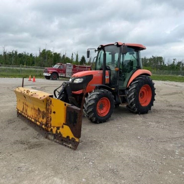 KUBOTA M7060D