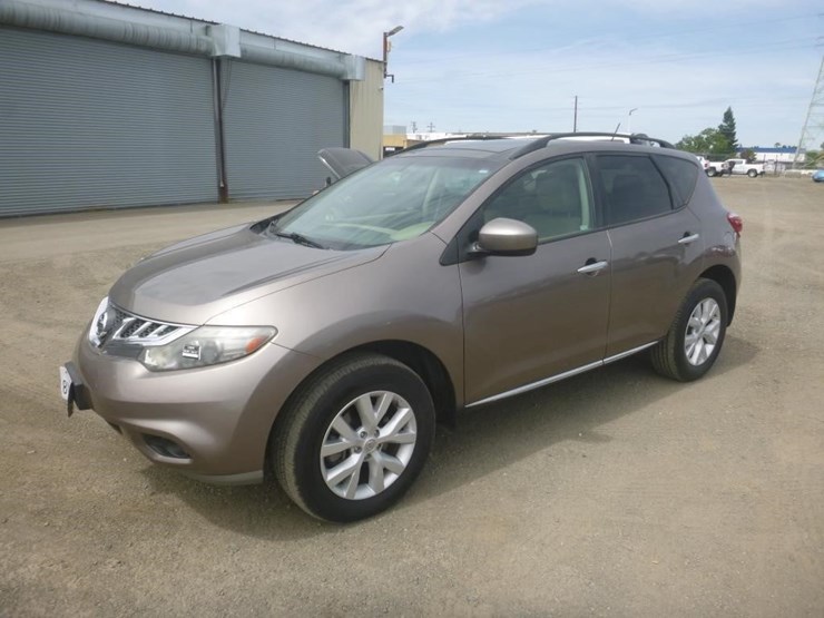 2011-nissan-murano-image-1