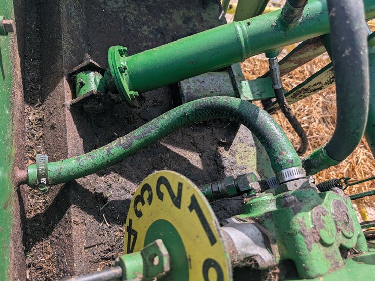 john-deere-327-image-25