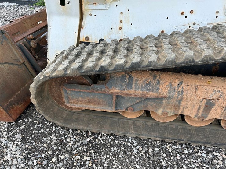 2018-bobcat-t770-image-17