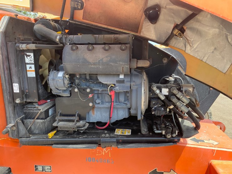 2012-jlg-600aj-image-35