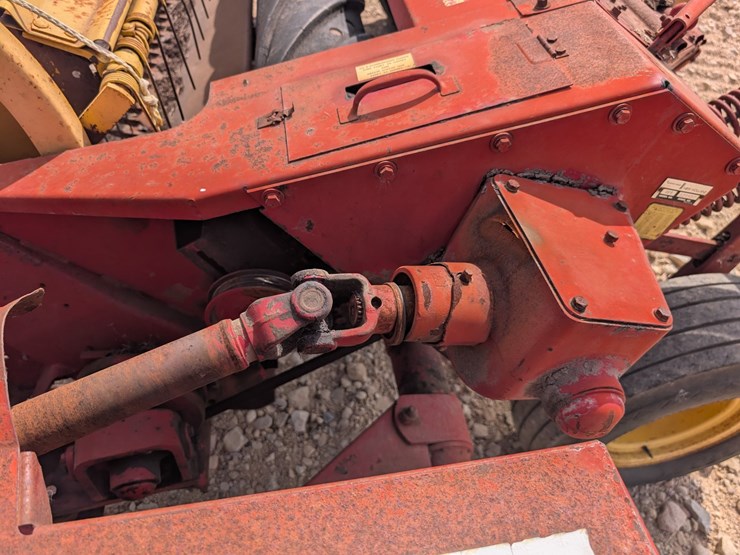 new-holland-469-image-10