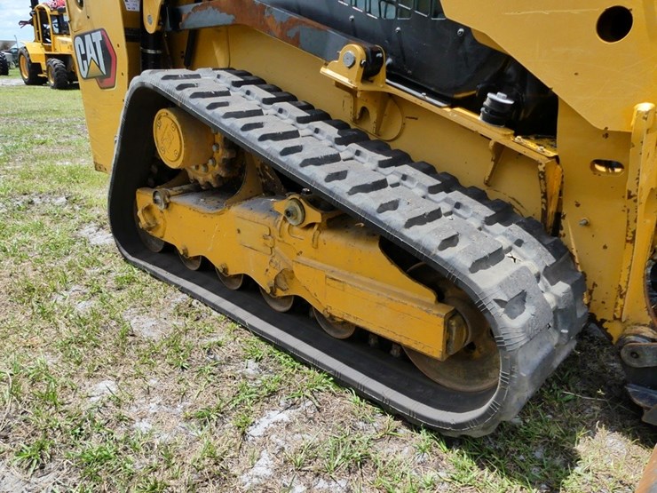 2024-caterpillar-255-image-5