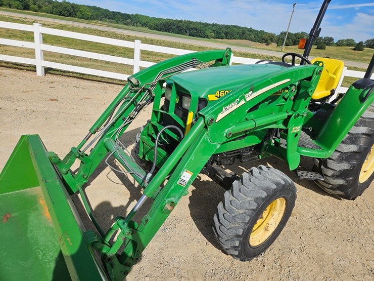 john-deere-4600-image-45