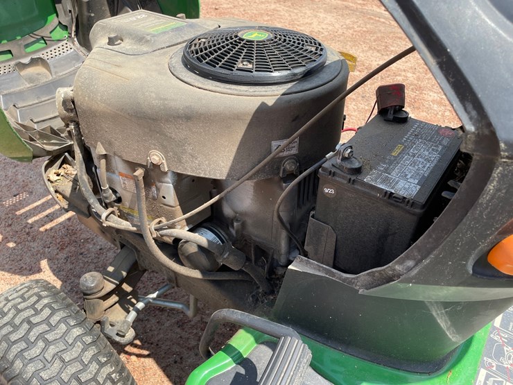 john-deere-e140-image-17