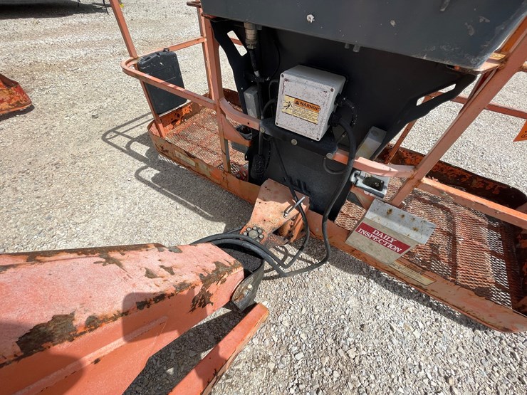 jlg-460sj-image-30