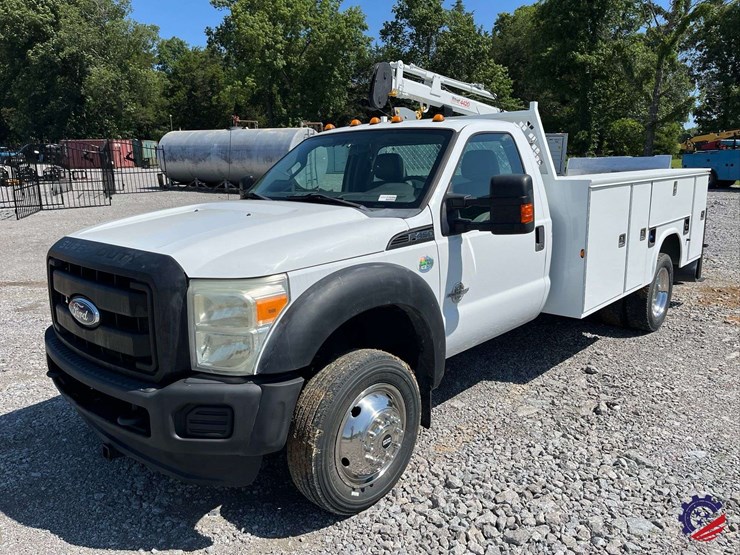 2011-ford-f450-image-15