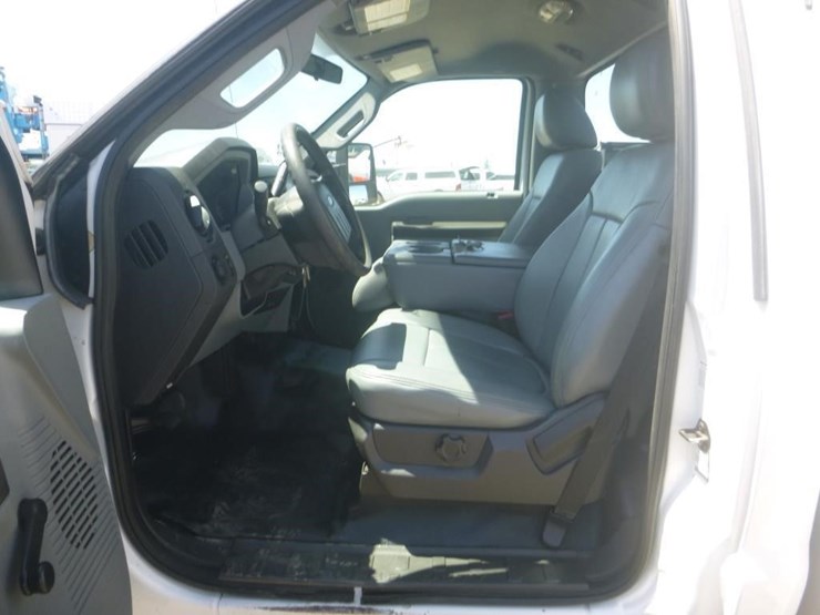 2012-ford-f450-image-18