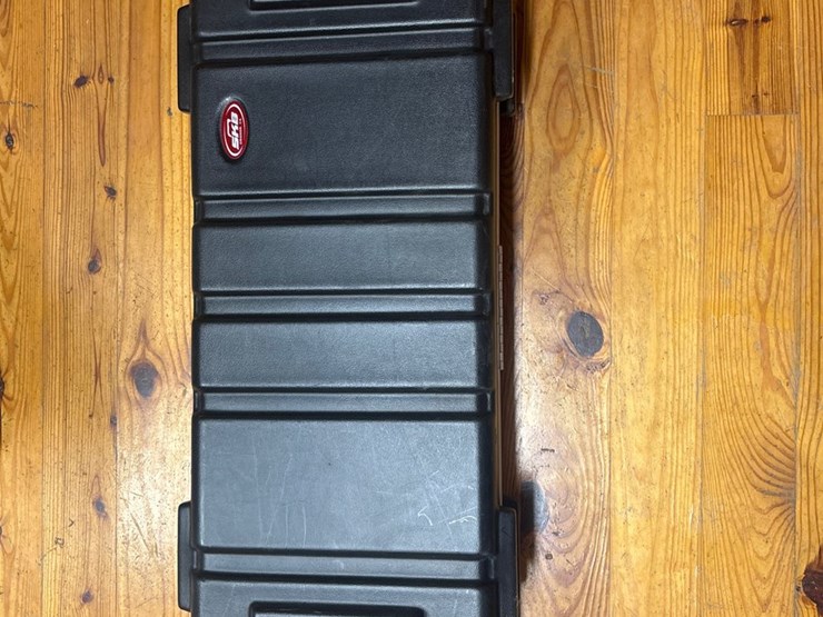 #72-•-skb-double-rifle-case-image-1