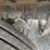 2016-volvo-vhd104b200-image-43