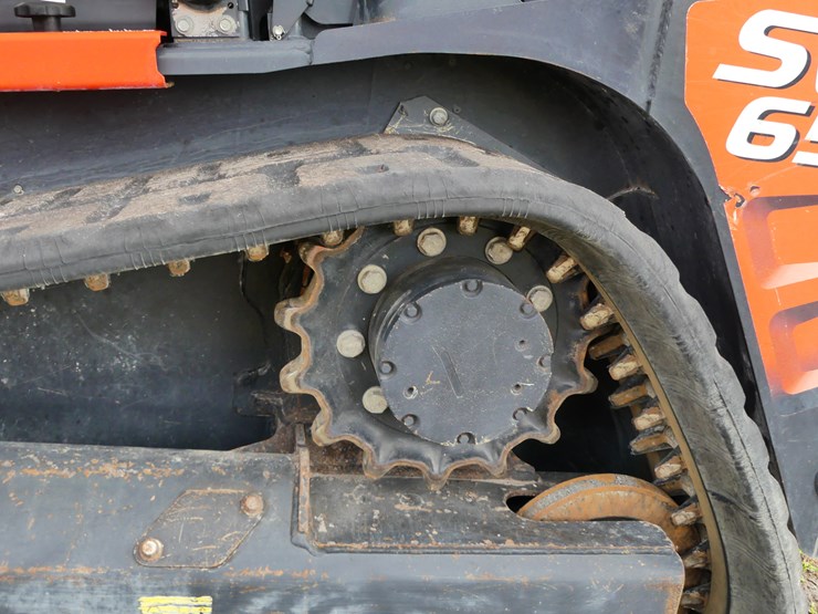 2021-kubota-svl65-2-image-11