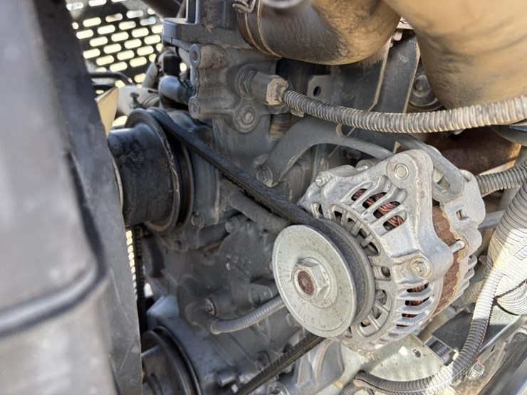 2018-kubota-m5-111d-image-41