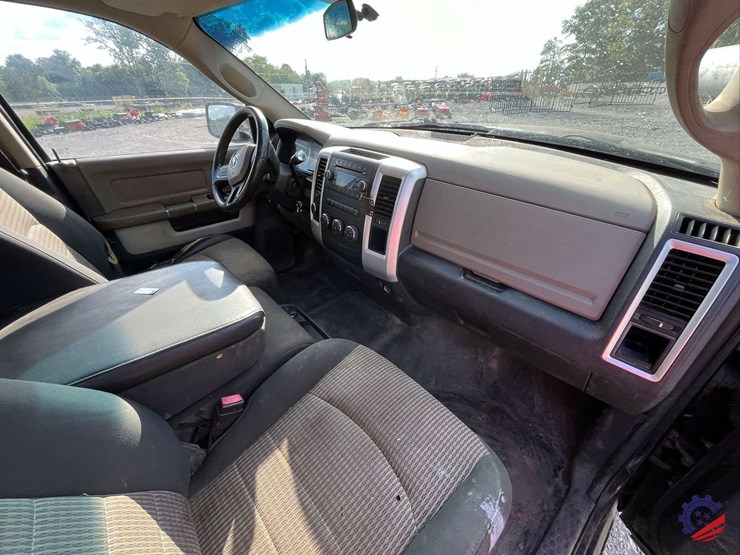 2011-dodge-ram-2500-image-55