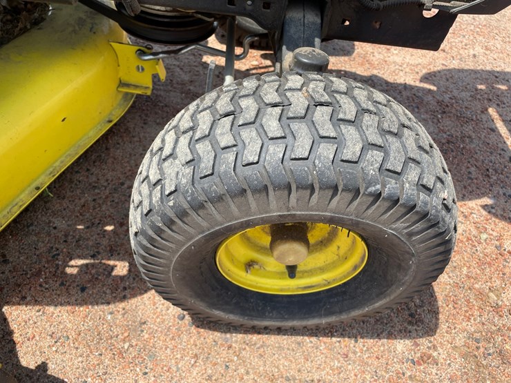 john-deere-e140-image-26