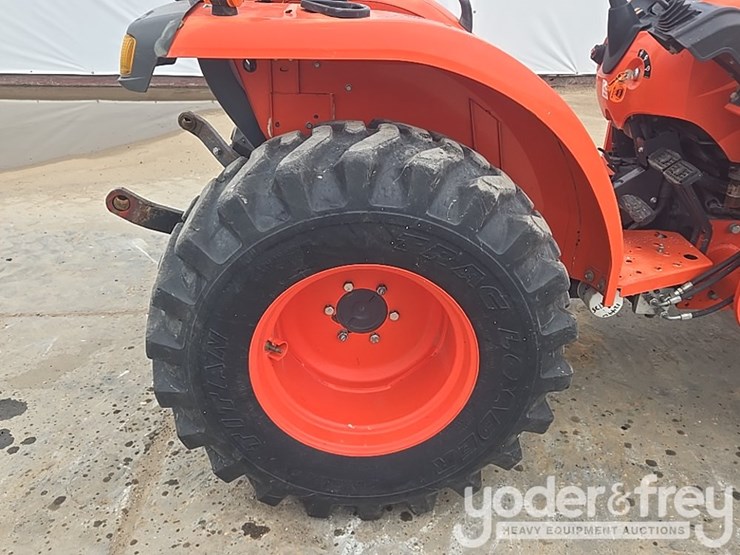 2019-kubota-l3901d-image-12